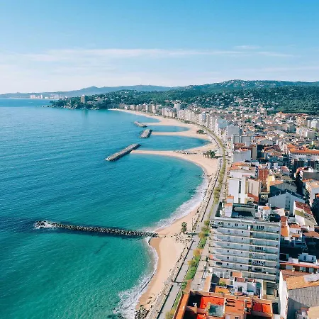 Apartment 100m From The Beach Of *